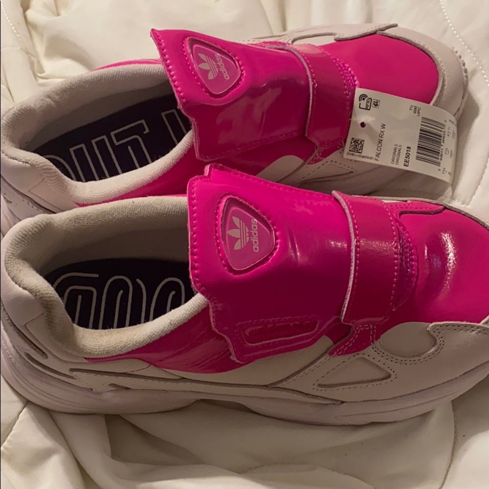 Adidas - Picture 5 of 6